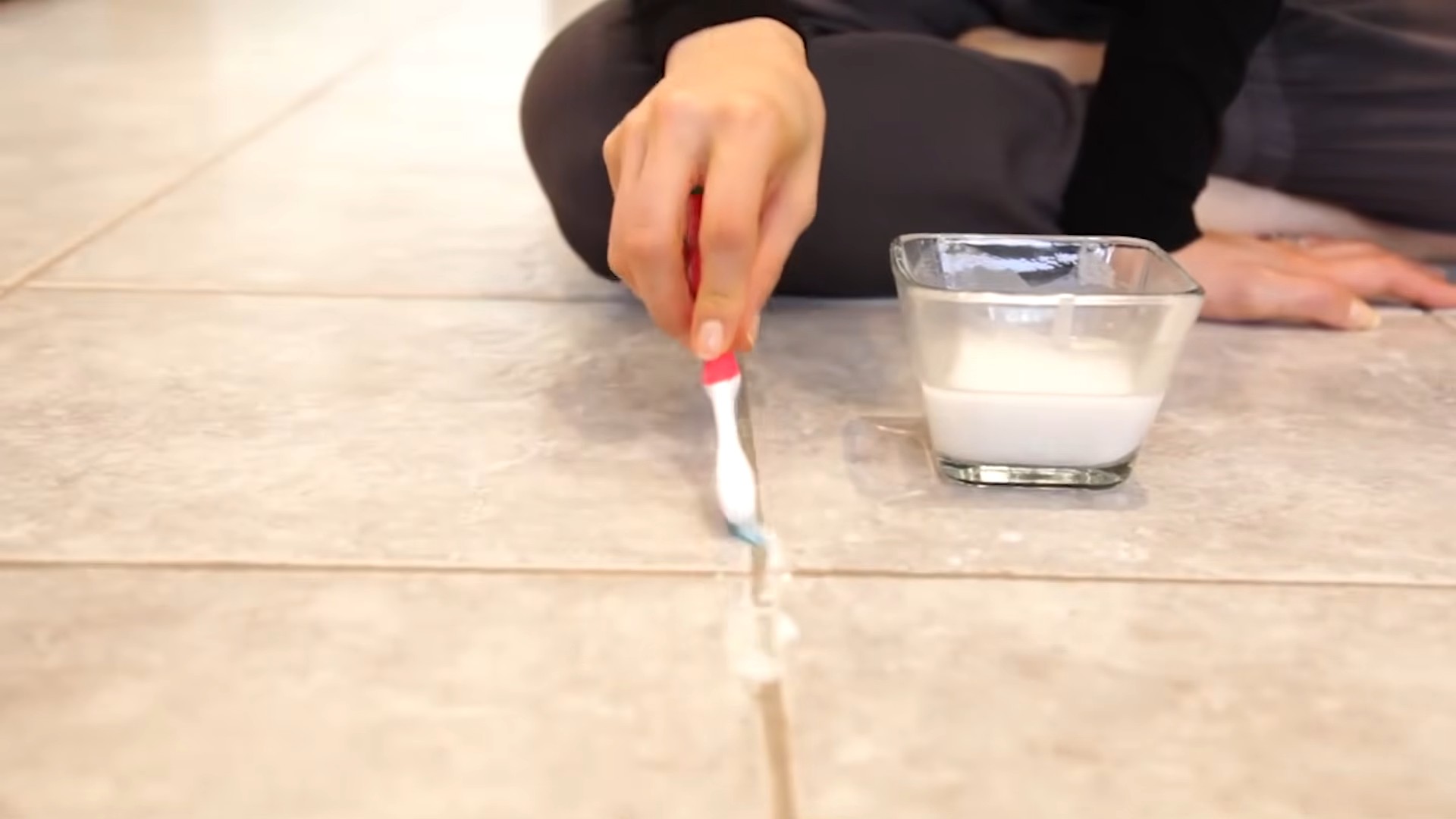 Toothbrush cleaning hacks