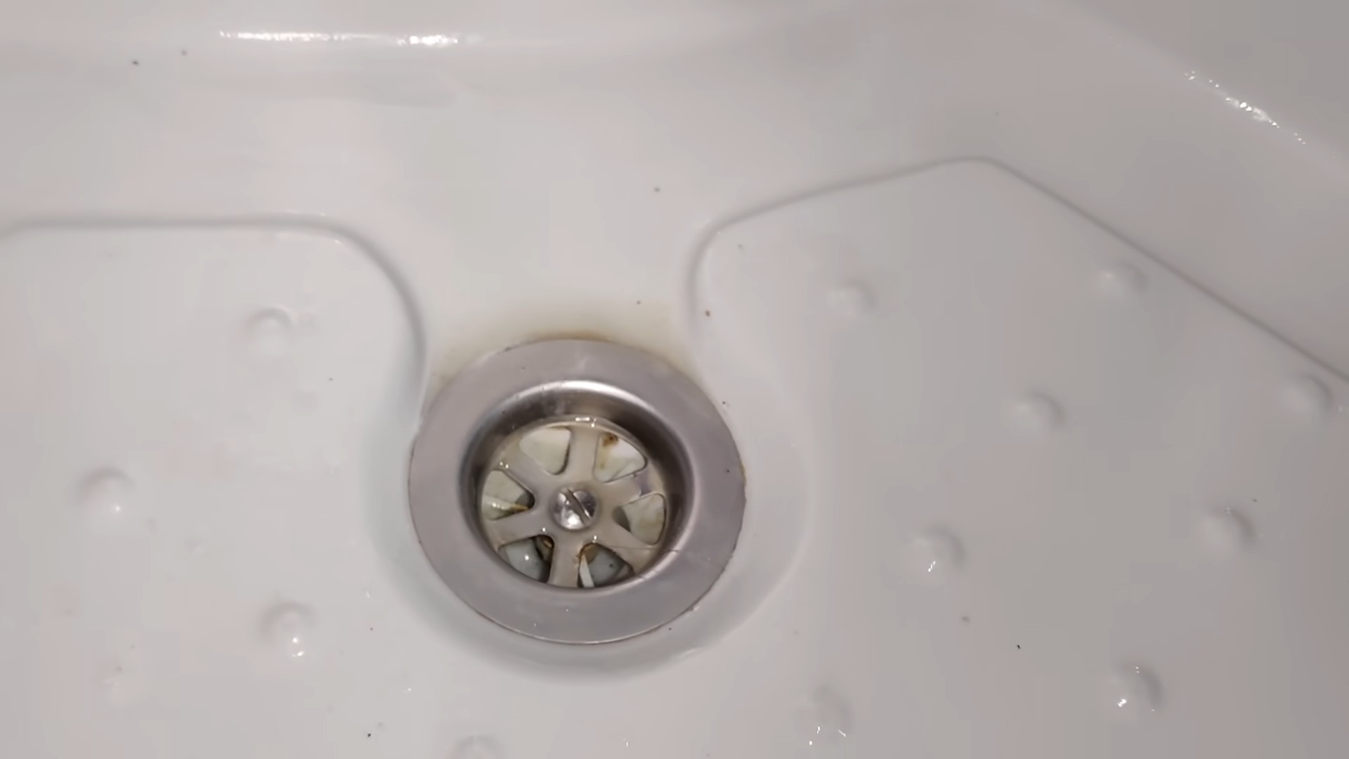 DIY Laundry Soap Vinegar