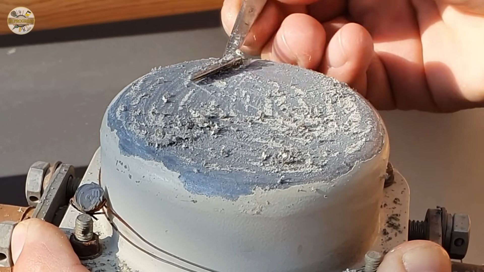 Vinegar Vaseline DIY