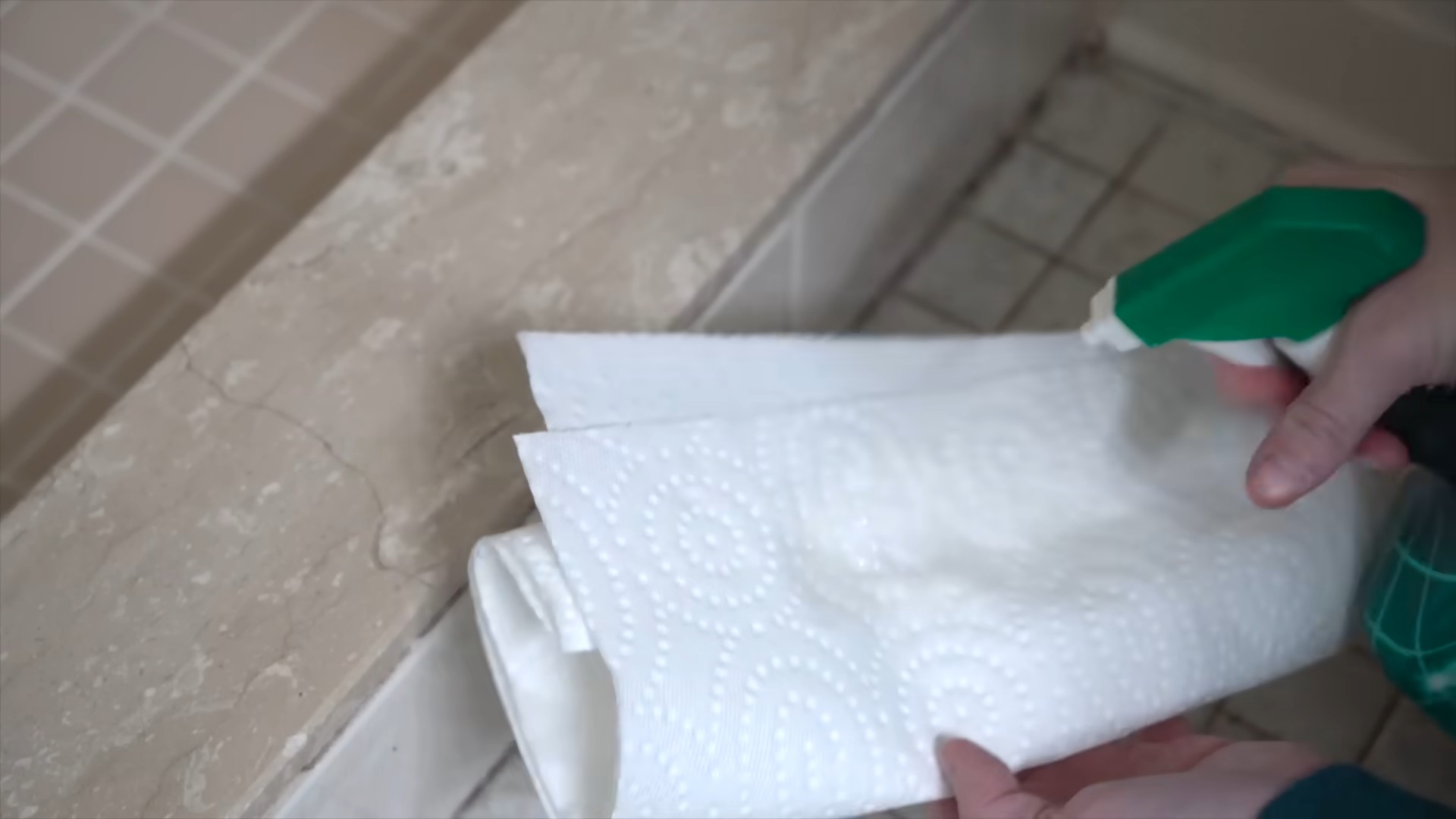 Bleach cleaning tips and tricks